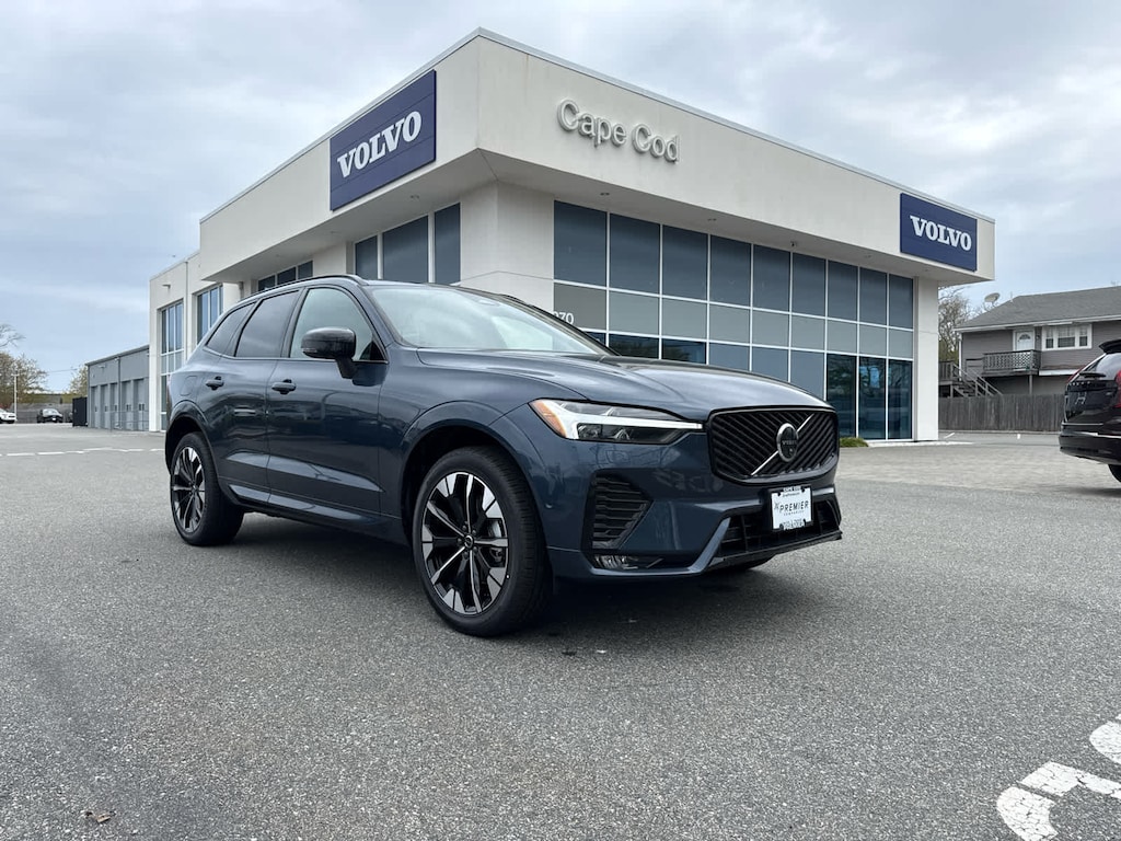 New 2026 Volvo XC60 B5 Plus SUV