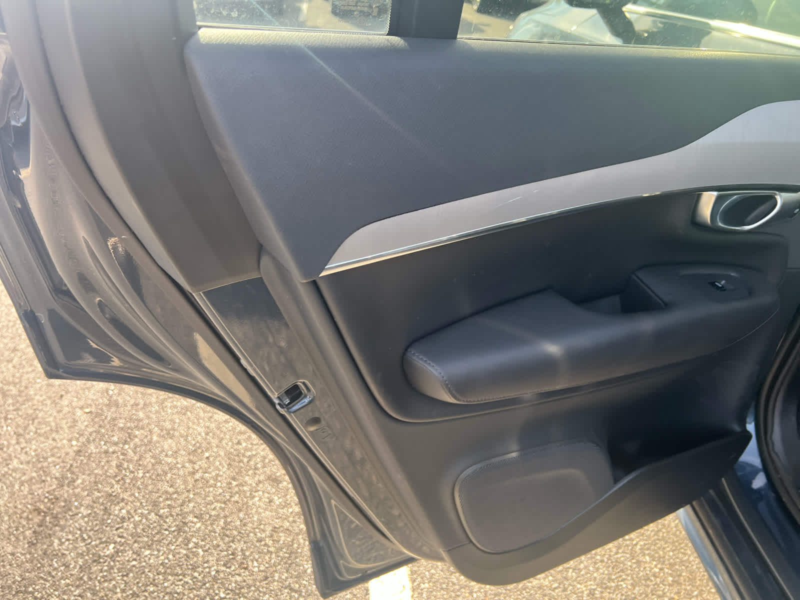 2024 Volvo XC90 B5 Core photo 2