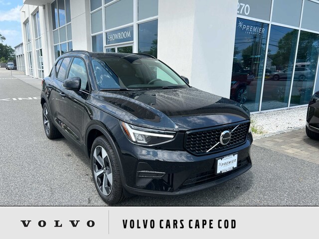2026 Volvo XC40 B5 Core SUV YV4L12UK1T2669644