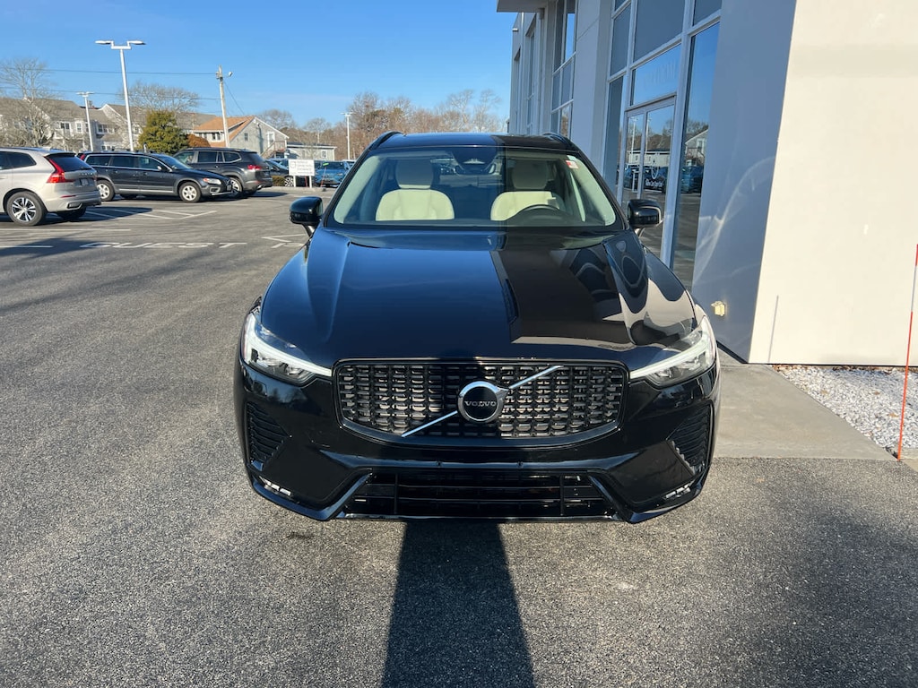 Used 2024 Volvo XC60 B5 Core Dark SUV