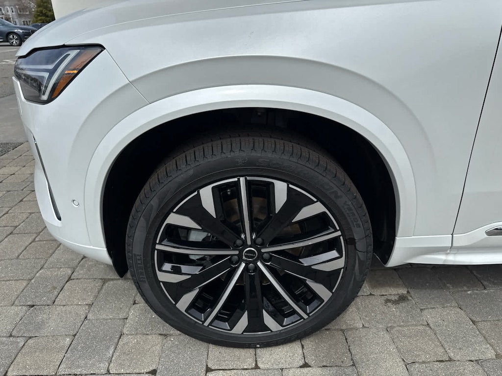 New 2026 Volvo XC90 B6 Ultra 7-Seater SUV