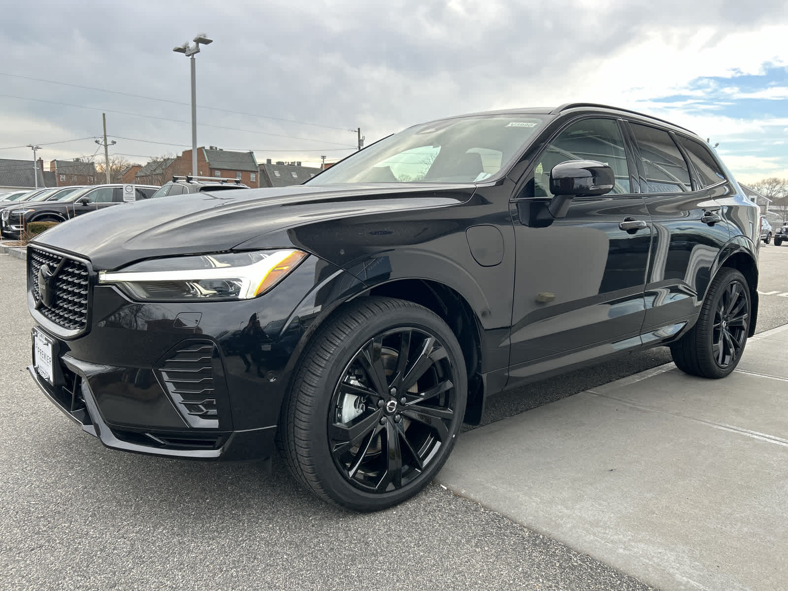 New 2024 Volvo XC60 Recharge Plug-In Hybrid T8 Ultimate Black Edition For  Sale/Lease Hyannis, MA