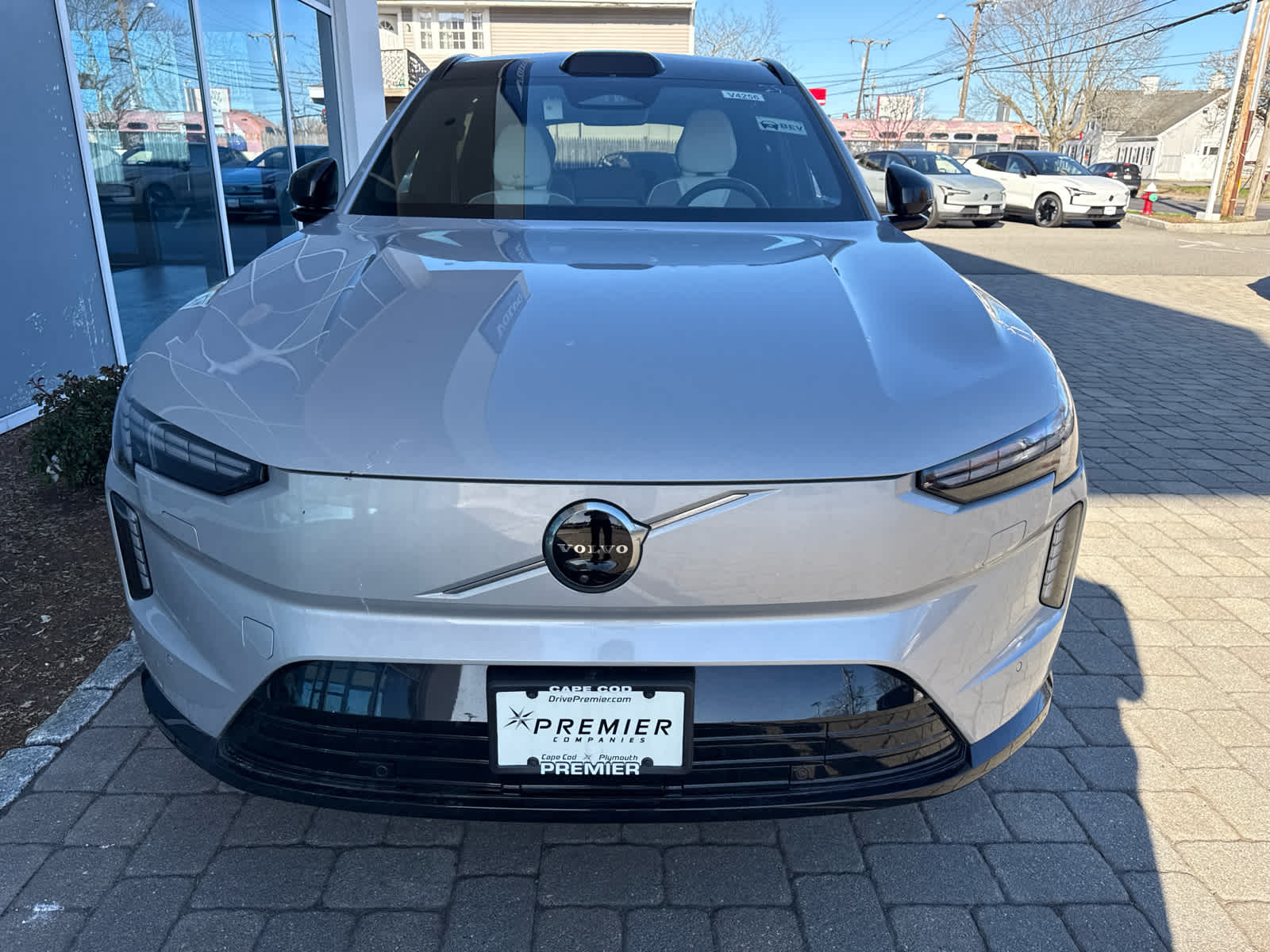 2025 Volvo EX90 Ultra - Photo 35