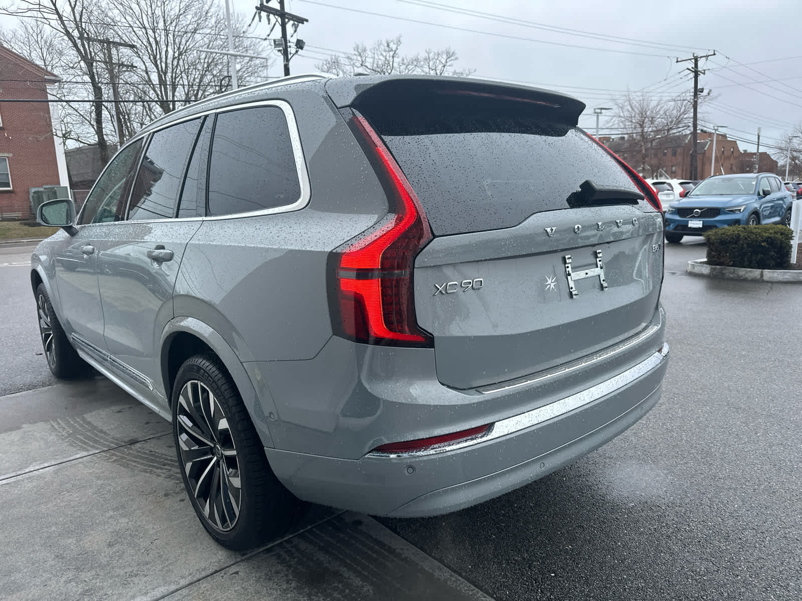 2026 Volvo XC90 Plus - Photo 14