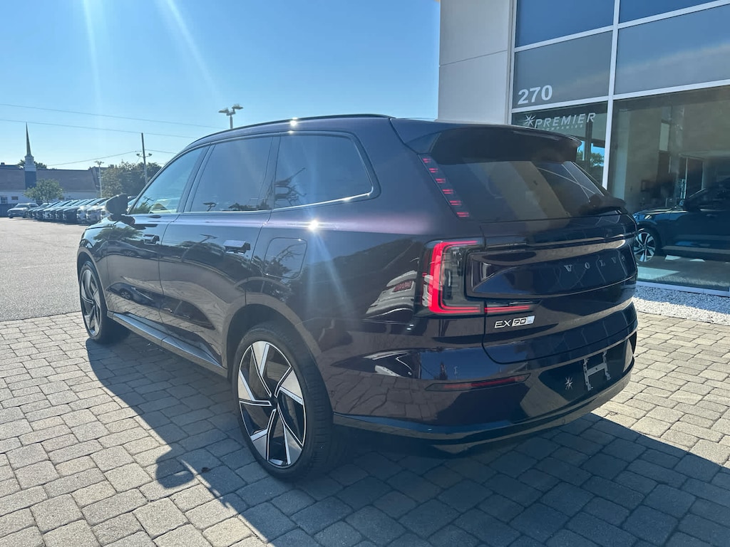 Used 2025 Volvo EX90 Twin Motor Performance Ultra 6-Seater SUV