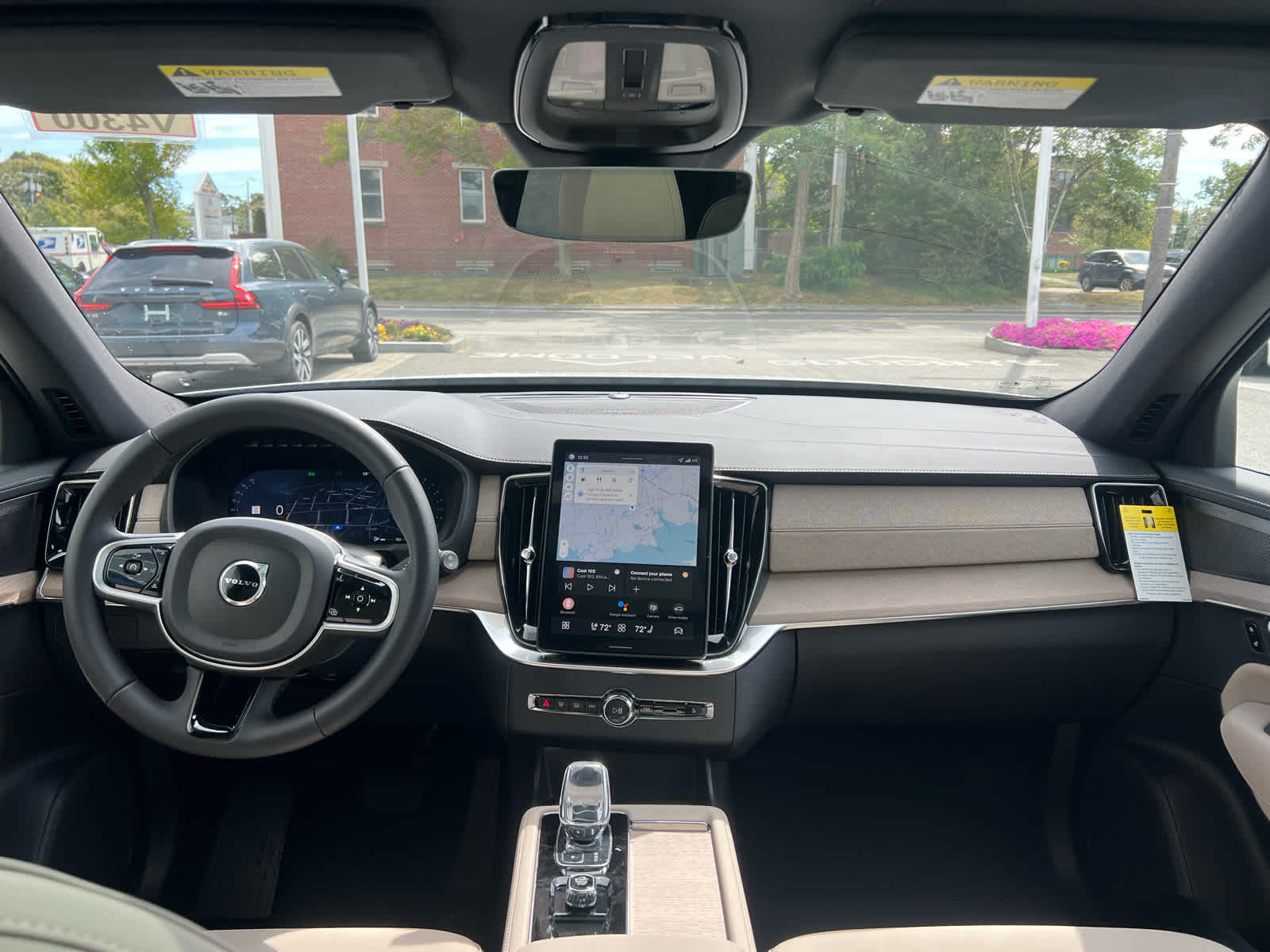 2026 Volvo XC90 Plus - Photo 29