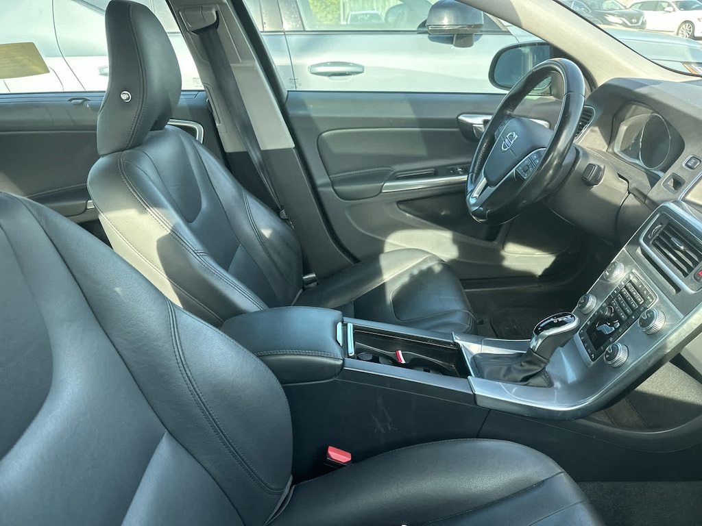 Used 2018 Volvo S60 T5 Inscription Sedan