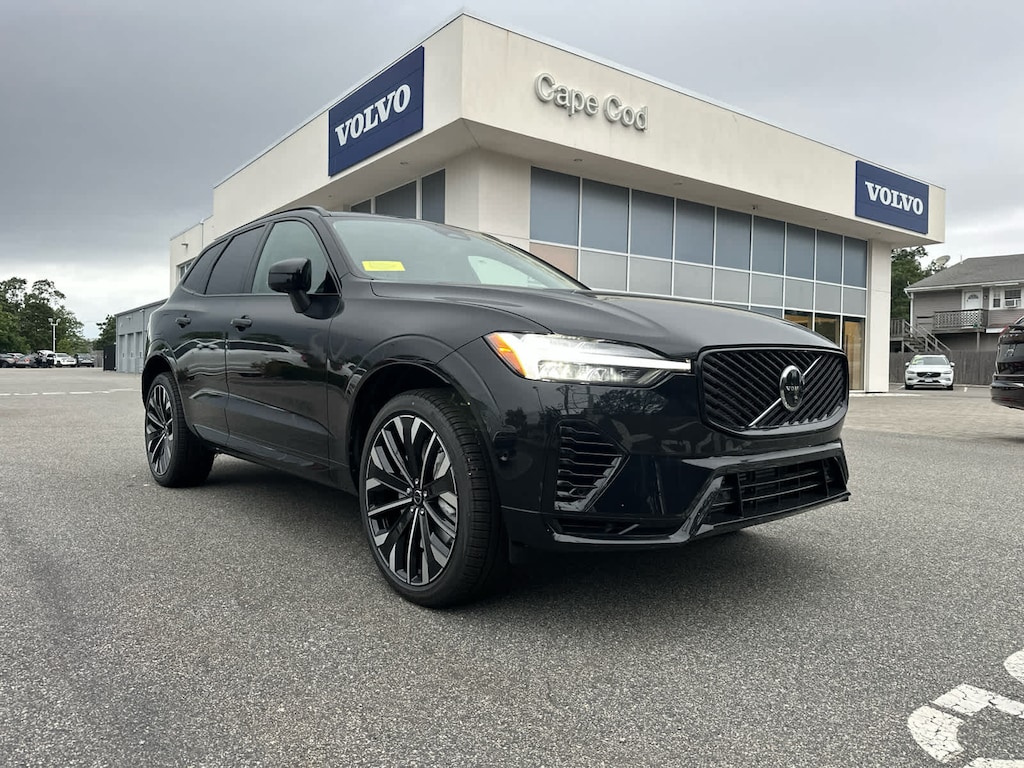 New 2026 Volvo XC60 plug-in hybrid T8 Ultra SUV
