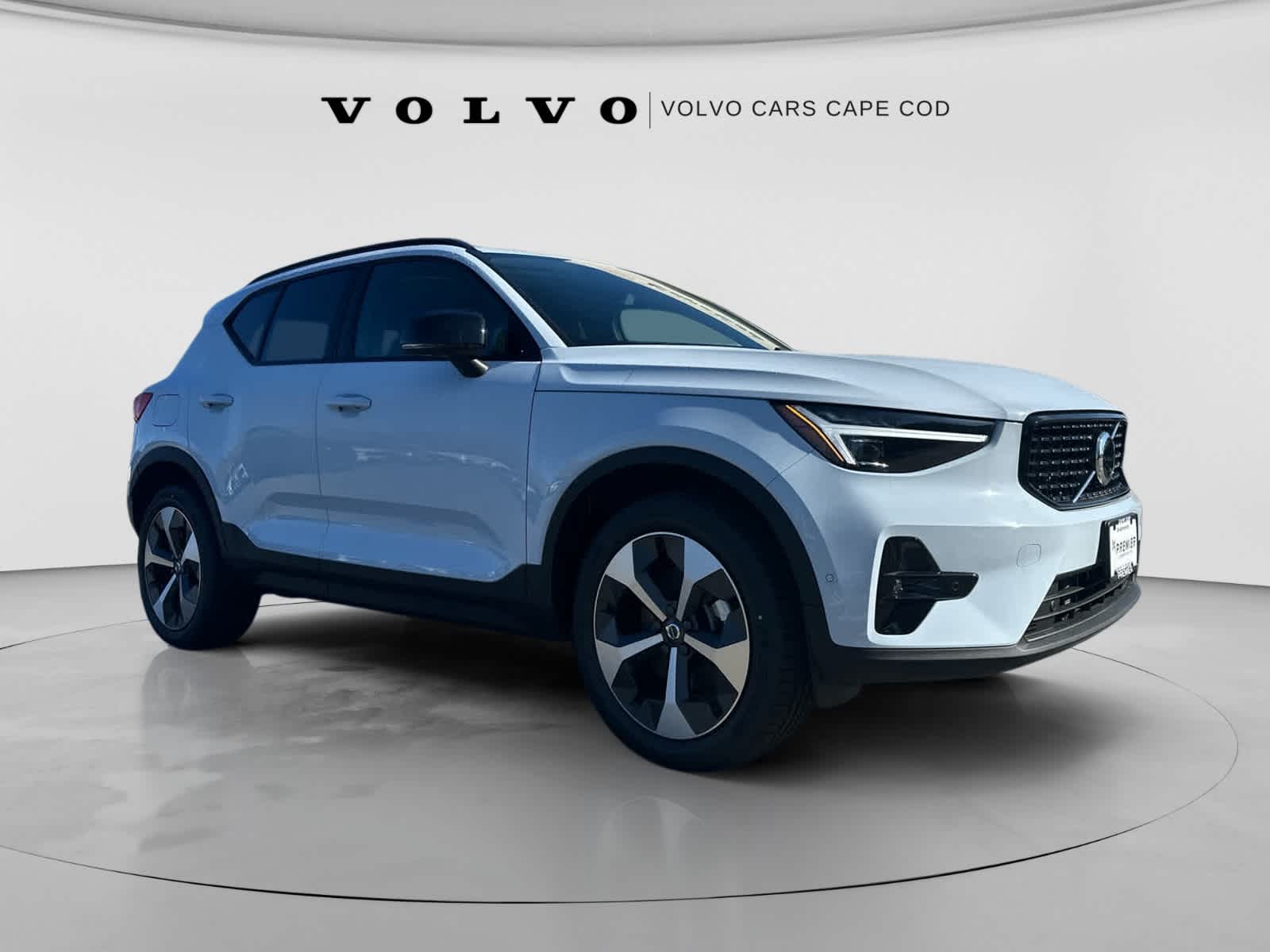 2026 Volvo XC40 Plus