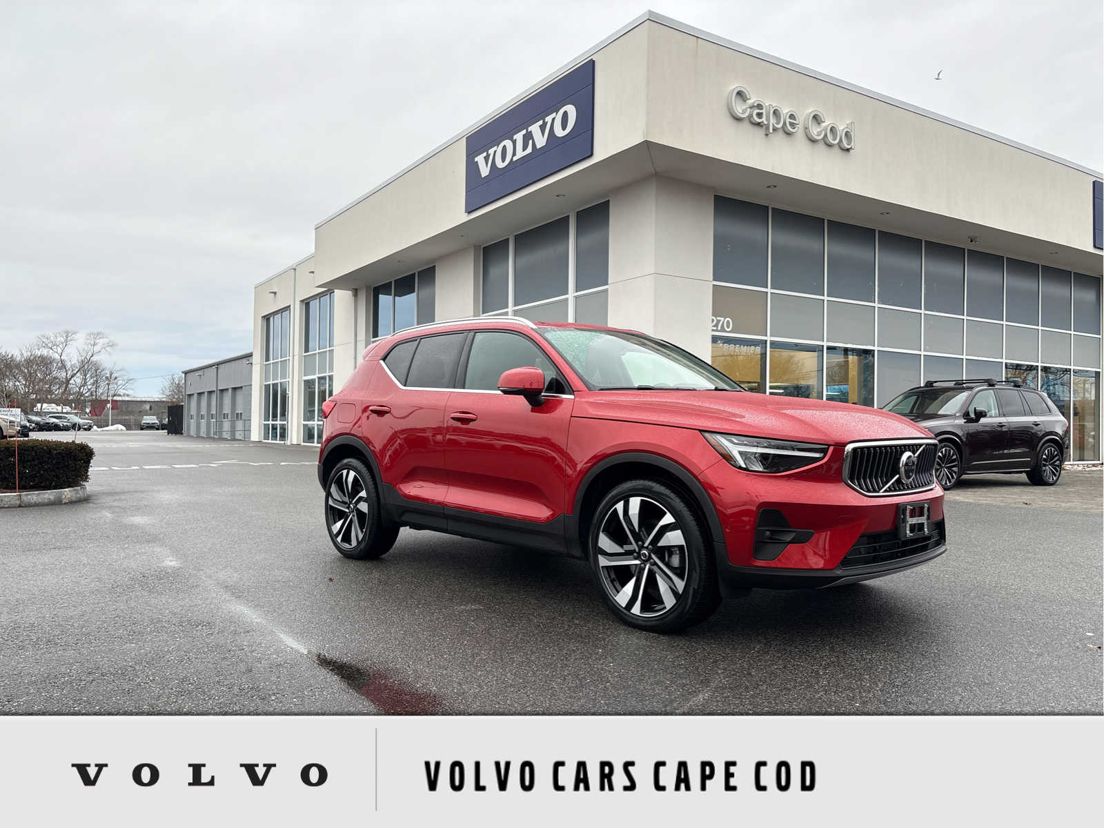 2023 Volvo XC40 Plus's photo