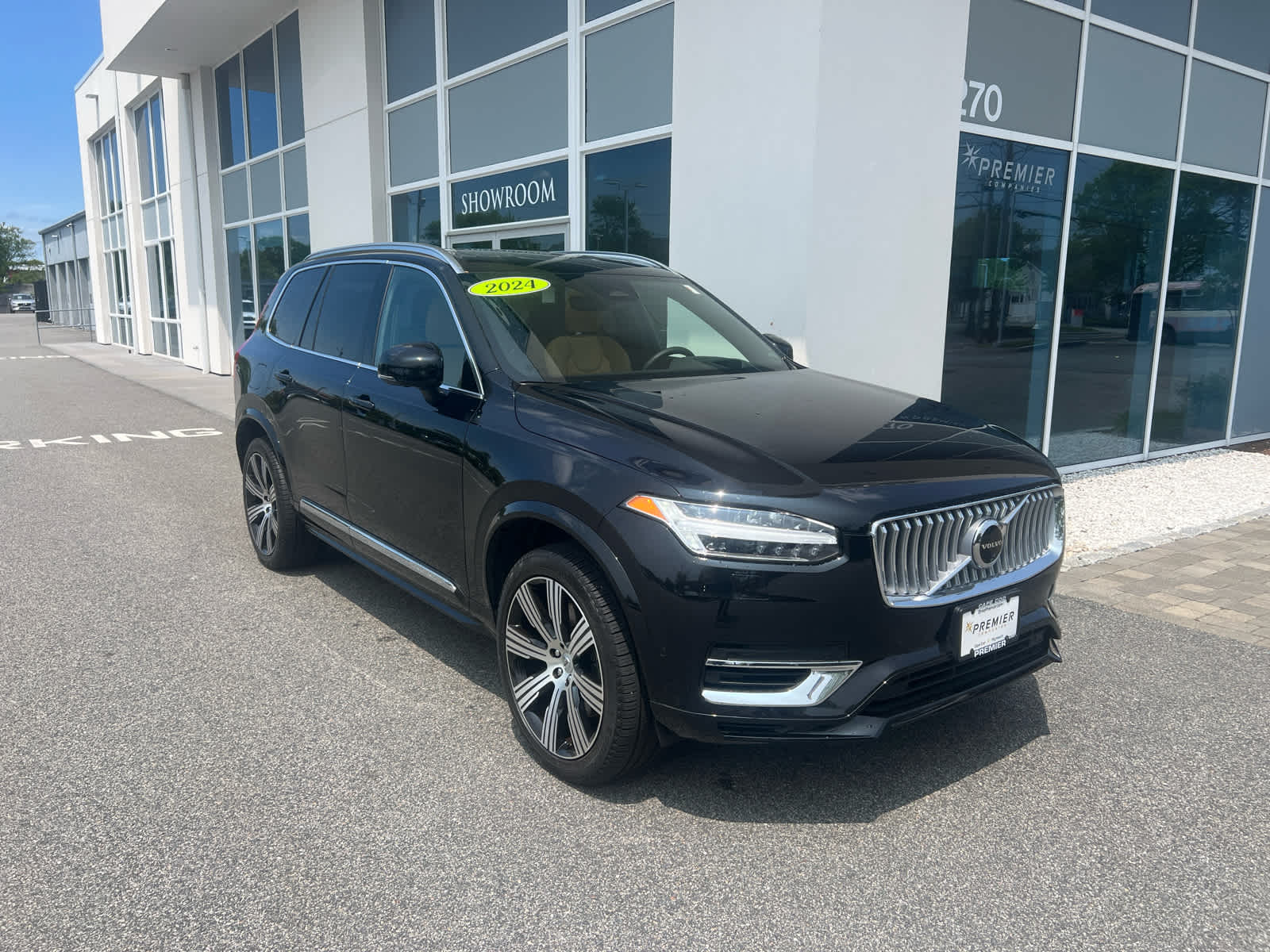 Used 2024 Volvo XC90 Ultimate with VIN YV4H60CF4R1184428 for sale in Hyannis, MA