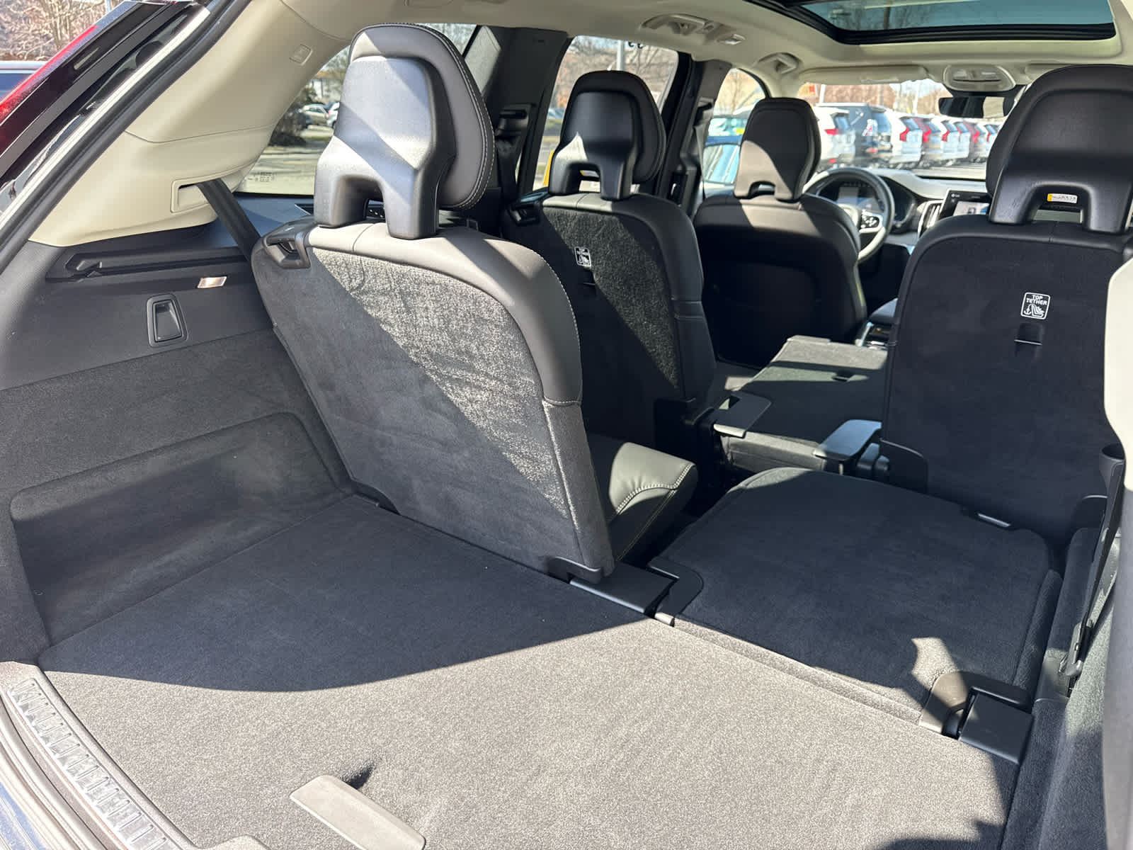 2026 Volvo XC90 Ultra - Photo 25