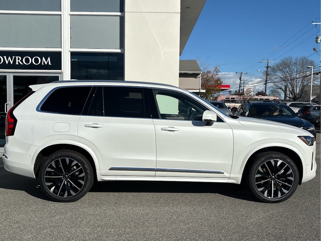 New 2026 Volvo XC90 B6 Plus 7-Seater SUV