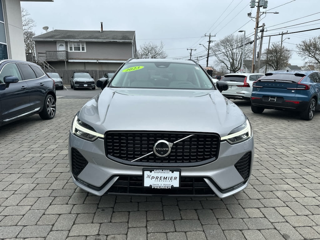 Used 2023 Volvo XC60 B5 AWD Plus Dark SUV