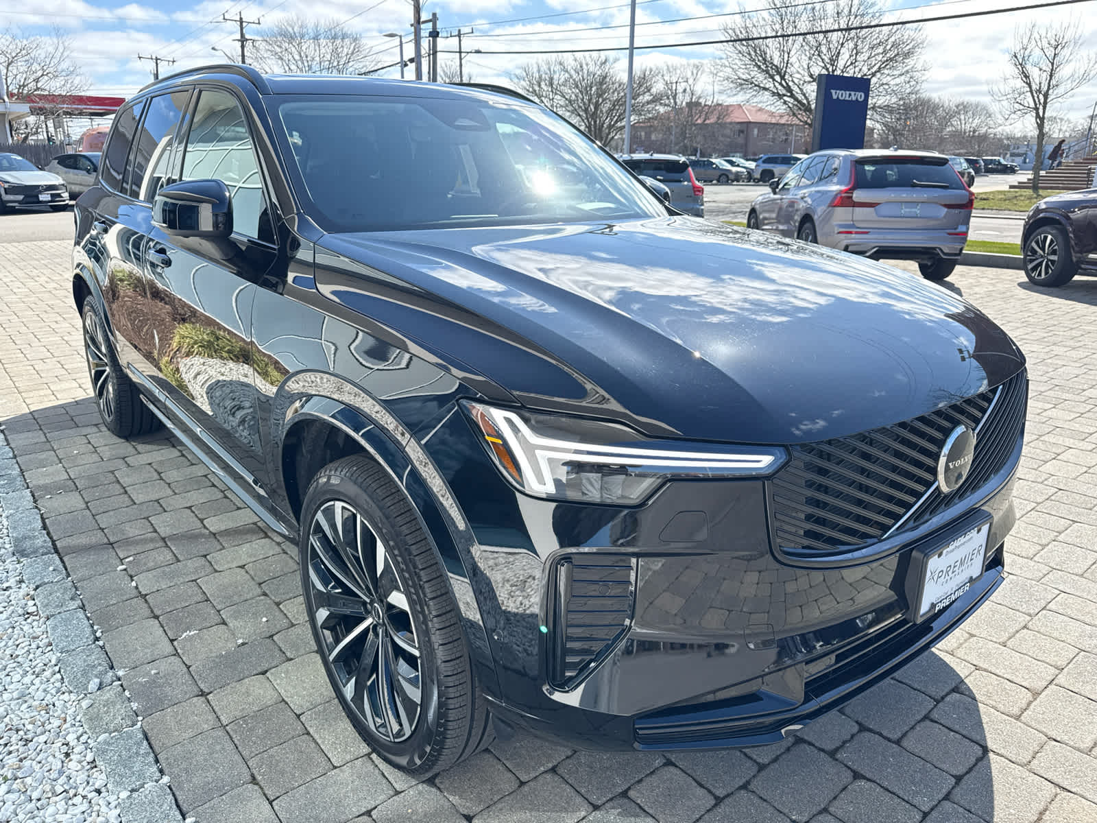 2026 Volvo XC90 Ultra - Photo 44