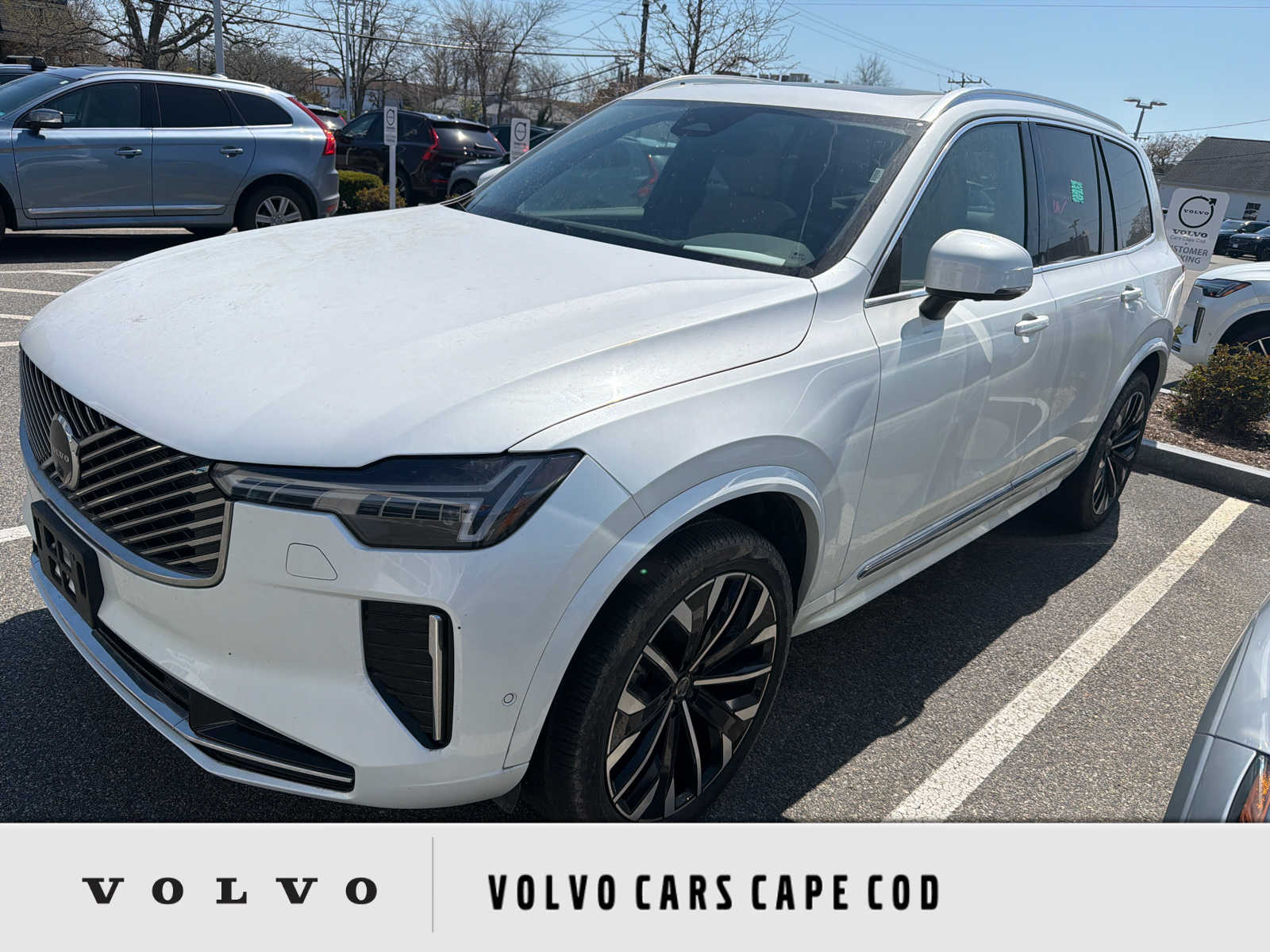 2025 Volvo XC90 B6 Plus Bright 7-Seater 4WD's photo