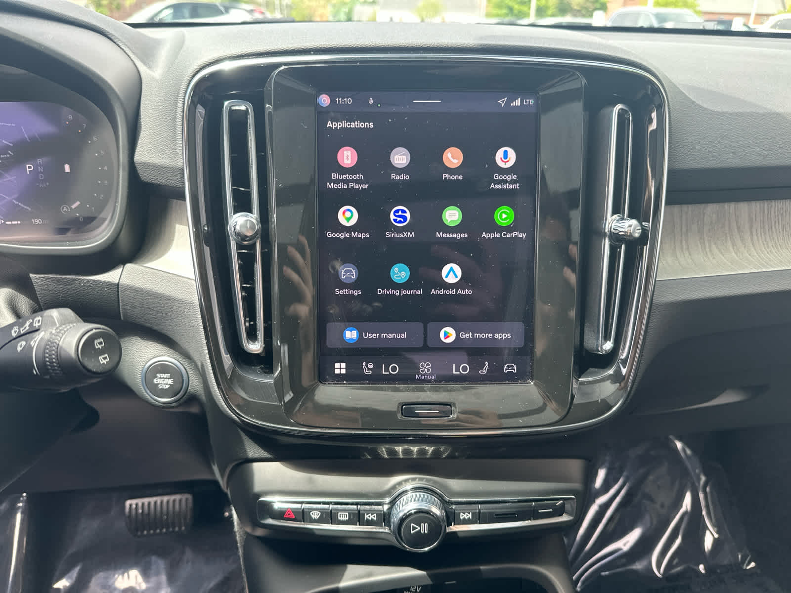 2026 Volvo XC40 Core - Photo 18