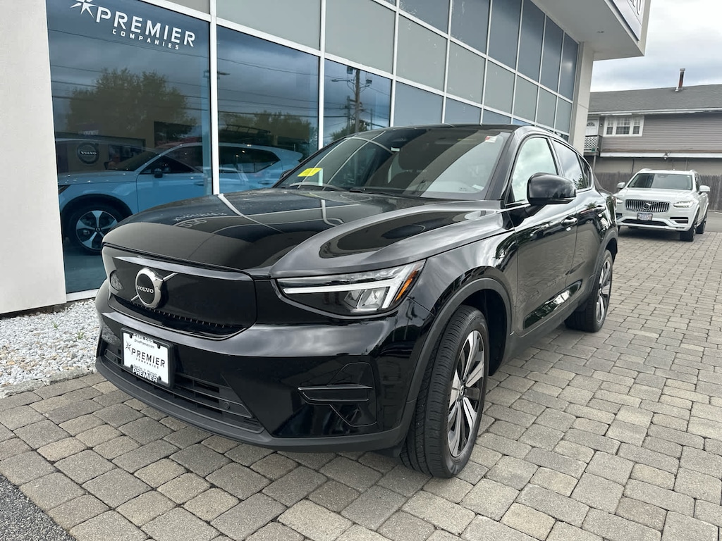 Used 2023 Volvo C40 Recharge Pure Electric Twin Core SUV