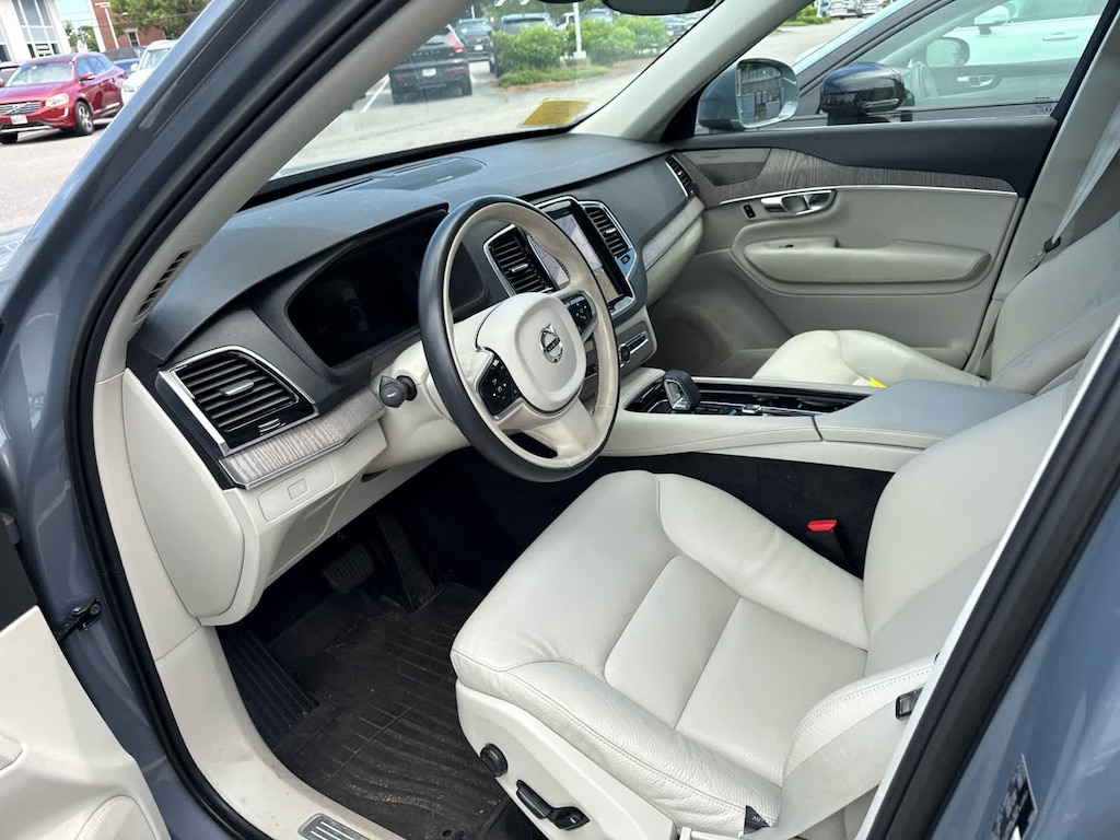 Used 2023 Volvo XC90 B6 AWD Plus 7-Seater SUV
