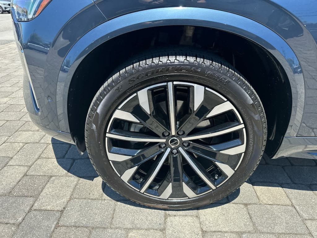 Used 2025 Volvo XC90 B6 (2025.5) Ultra 7-Seater SUV
