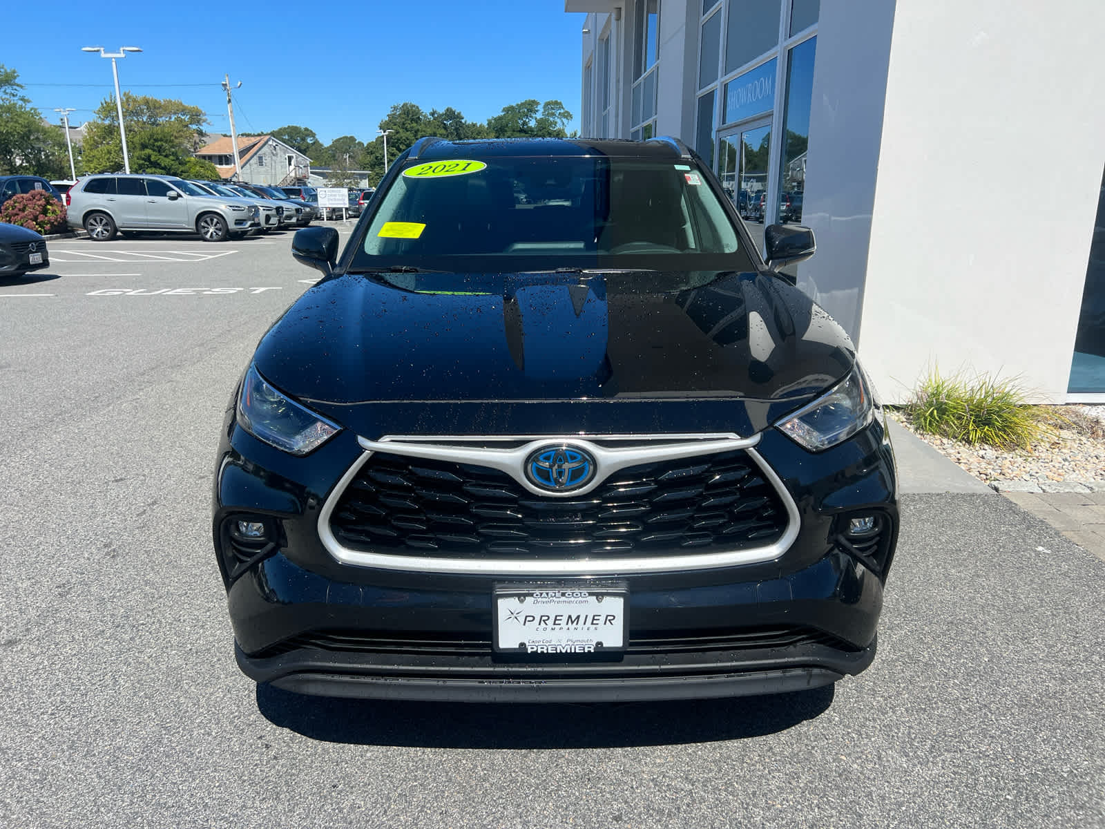 2021 Toyota Highlander Hybrid XLE photo 3
