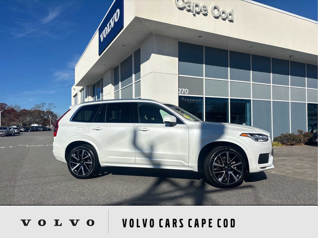 Certified 2022 Volvo XC90 T6 AWD Momentum 7 Seater SUV