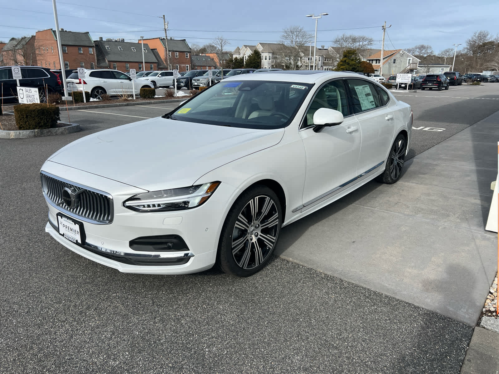 2025 Volvo S90 T8 photo 4