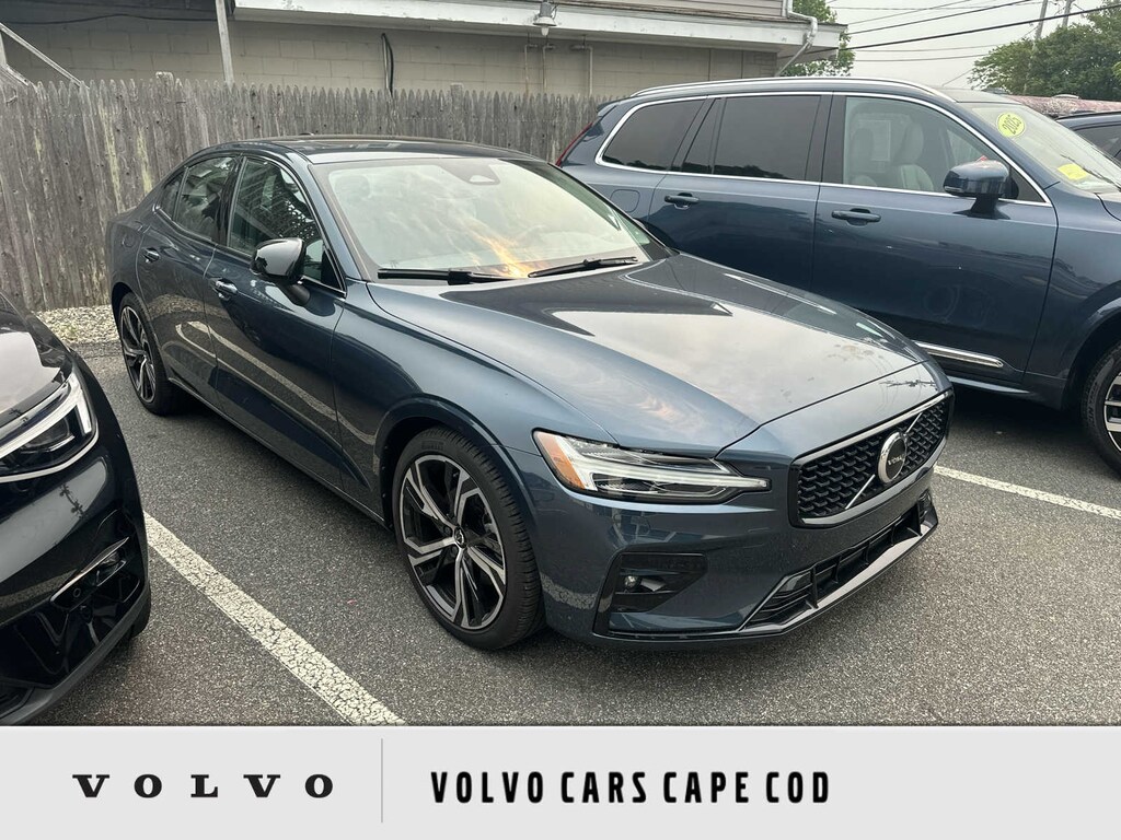 Used 2024 Volvo S60 B5 Core Dark Sedan