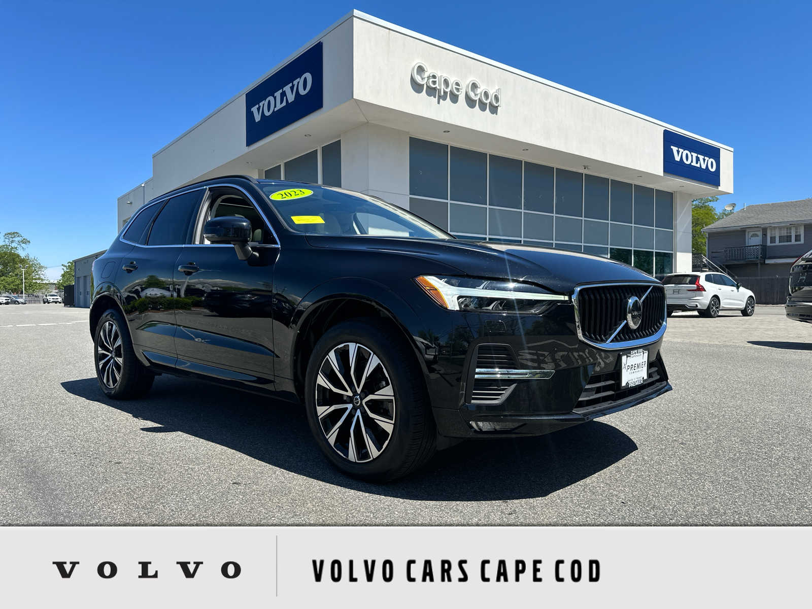 2023 Volvo XC60 B5 Core AWD's photo