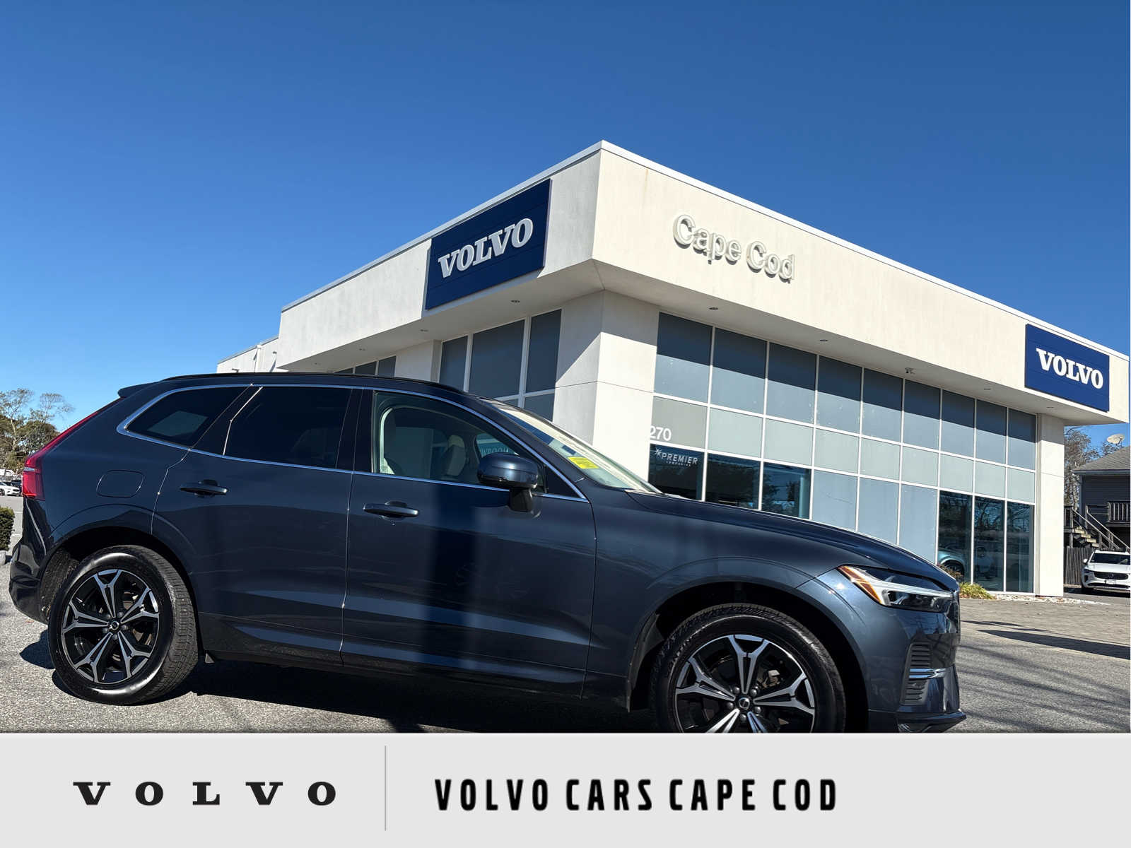 2022 Volvo XC60 Momentum