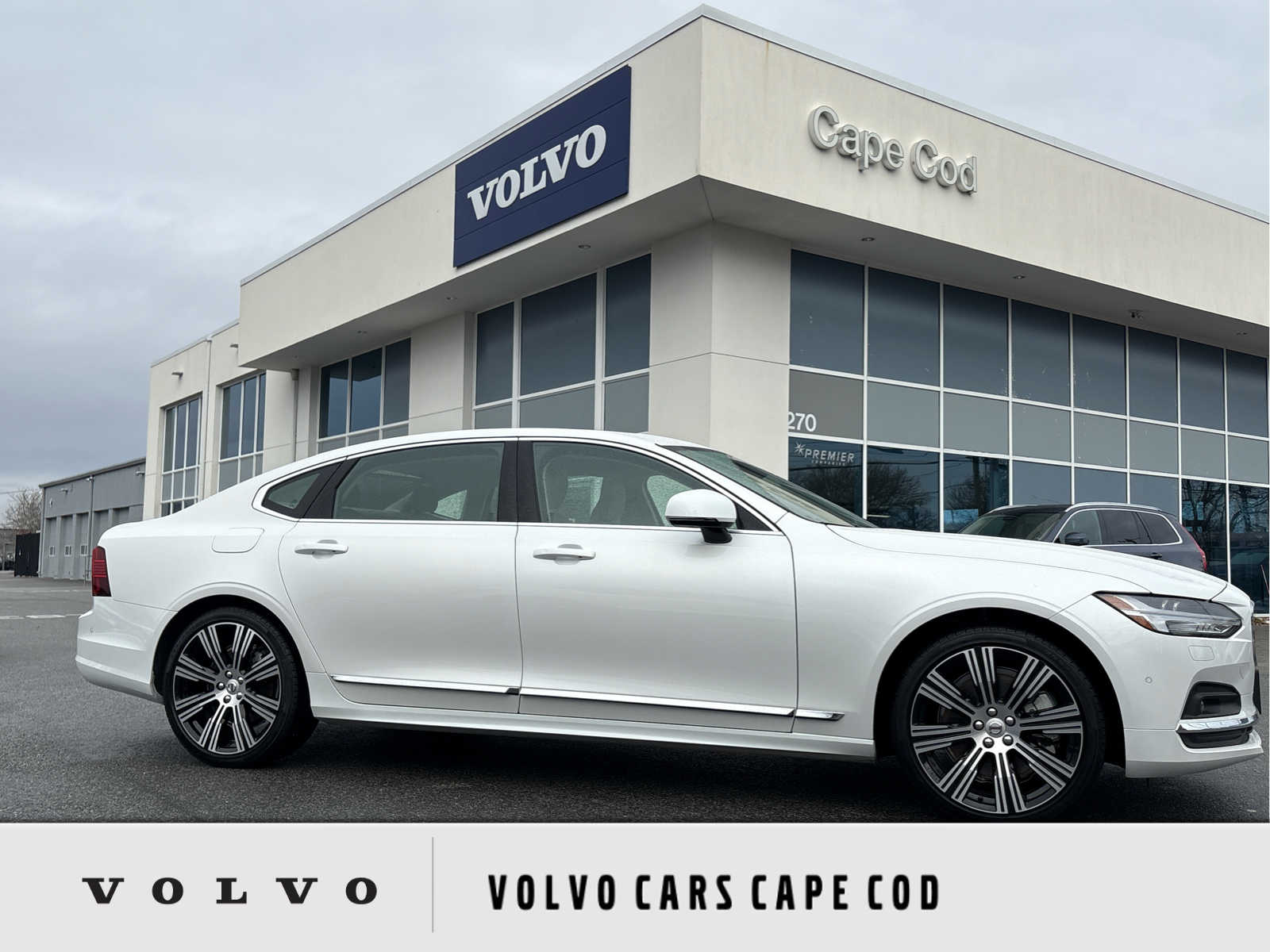 2025 Volvo S90 Ultra's photo