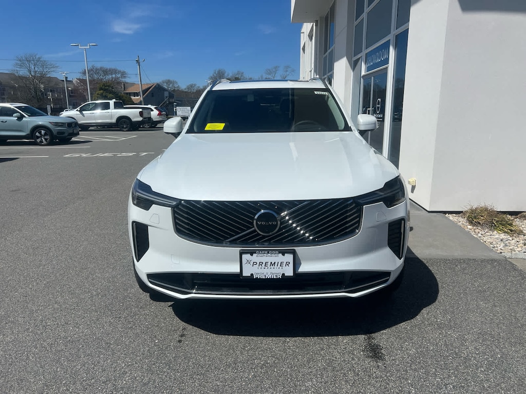 New 2025 Volvo XC90 plug-in hybrid T8 (2025.5) Ultra 7-Seater SUV