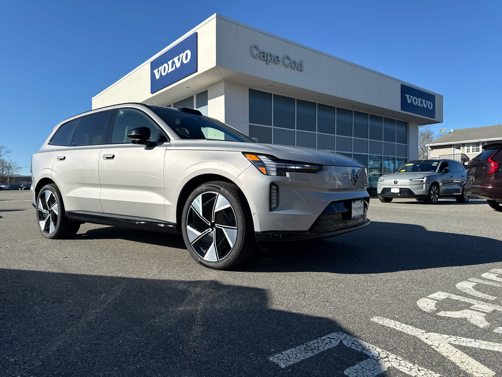 Used 2025 Volvo EX90 Ultra with VIN 7JDEV3VL1SG012980 for sale in Barnstable, MA