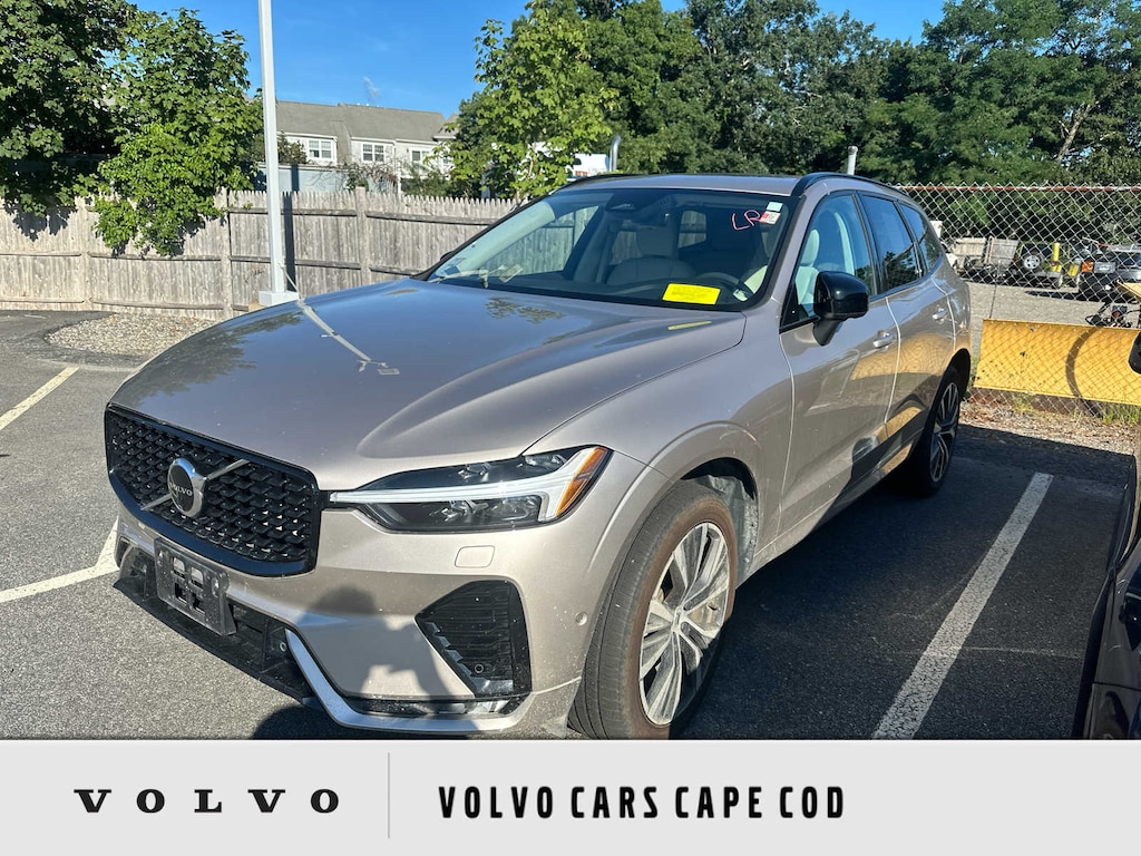 Used 2024 Volvo XC60 B5 Plus Dark SUV