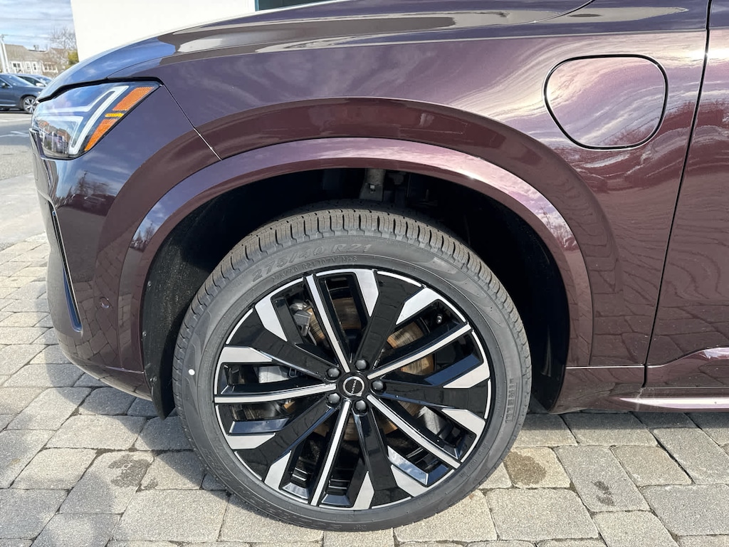 New 2026 Volvo XC90 plug-in hybrid T8 Ultra Dark Theme 6-Seater SUV