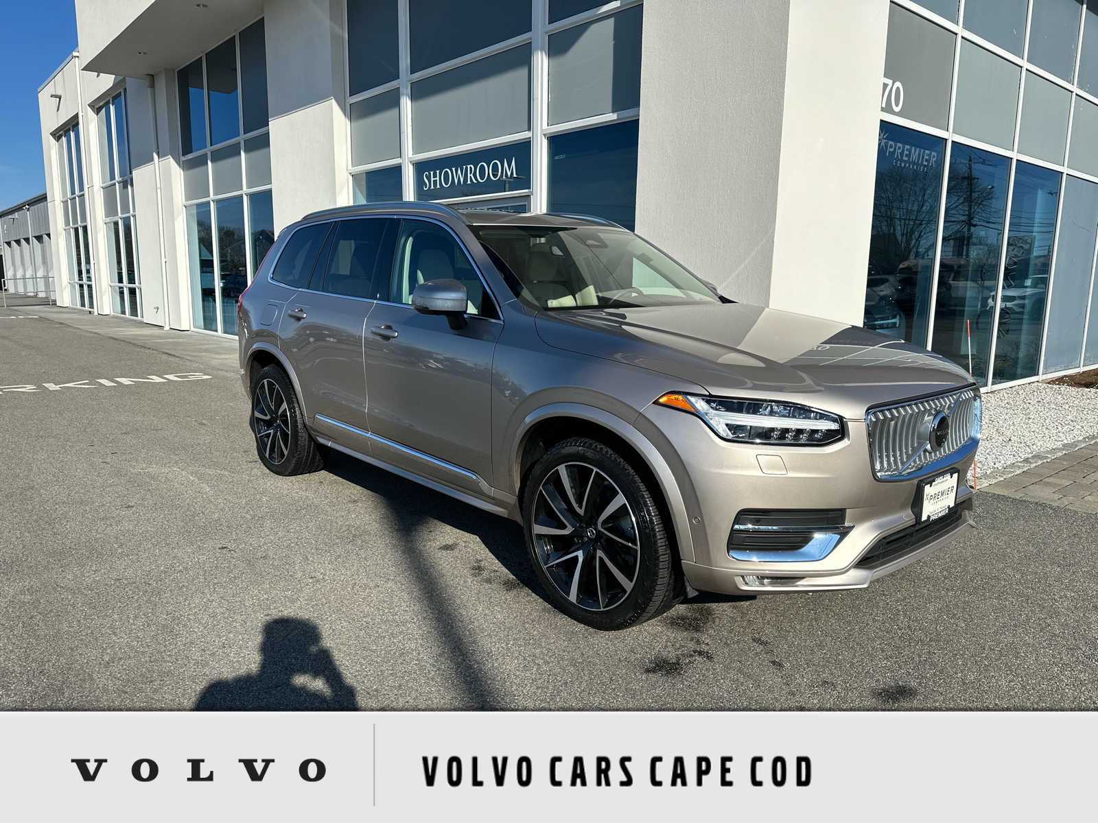 2024 Volvo XC90 Plus's photo