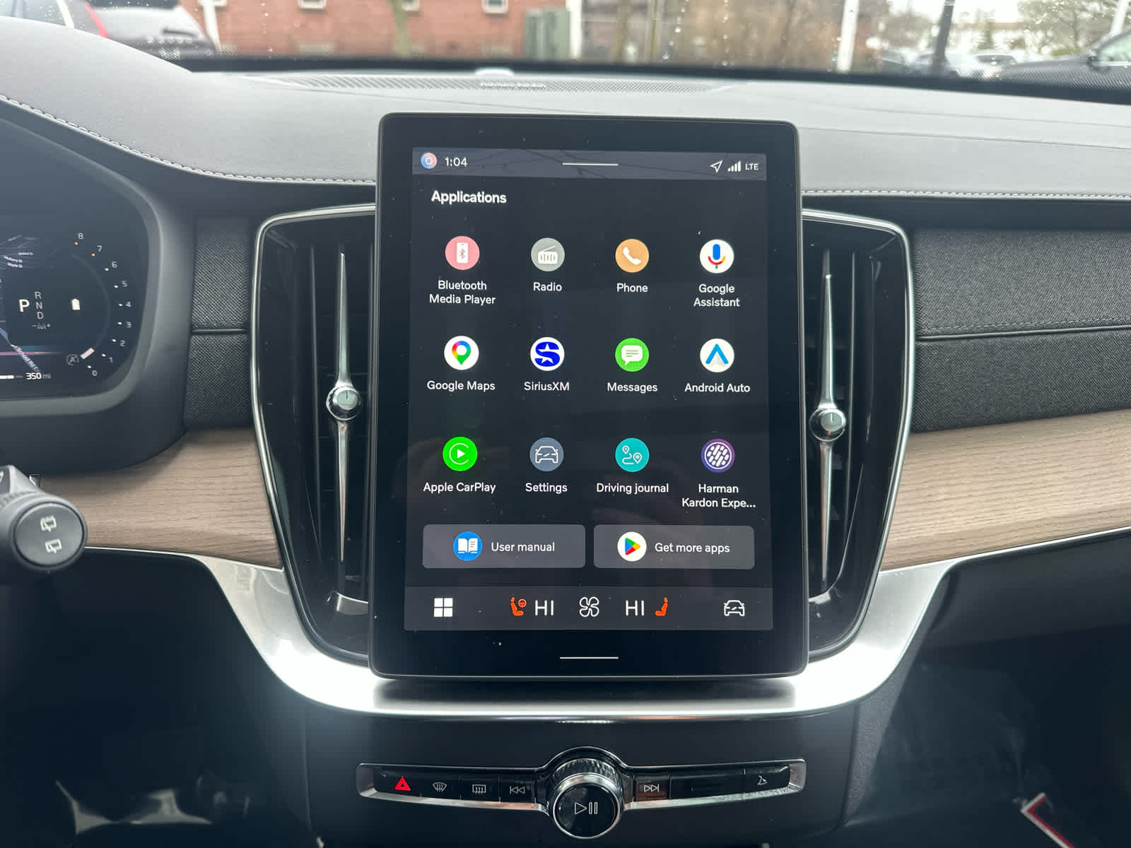 2026 Volvo XC90 Plus - Photo 23