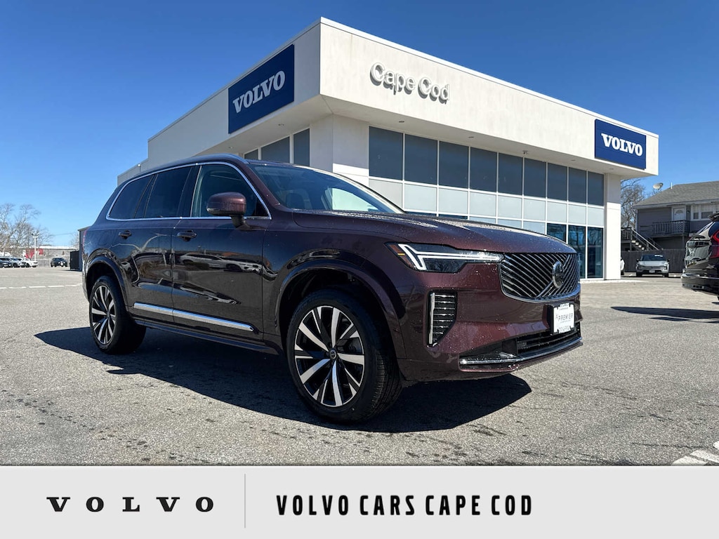 New 2026 Volvo XC90 B5 Core SUV
