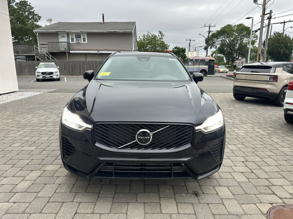 New 2026 Volvo XC60 plug-in hybrid T8 Ultra SUV