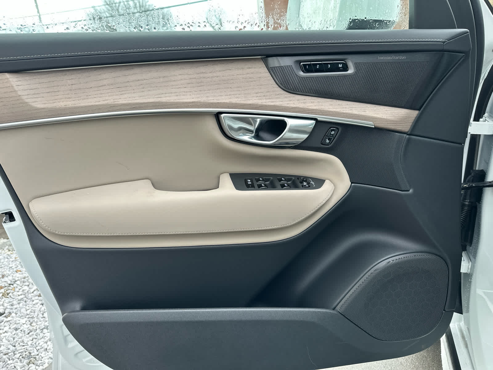 2026 Volvo XC90 Plus - Photo 17