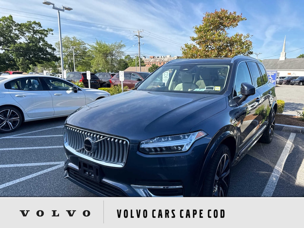 Used 2023 Volvo XC90 B5 AWD Plus SUV