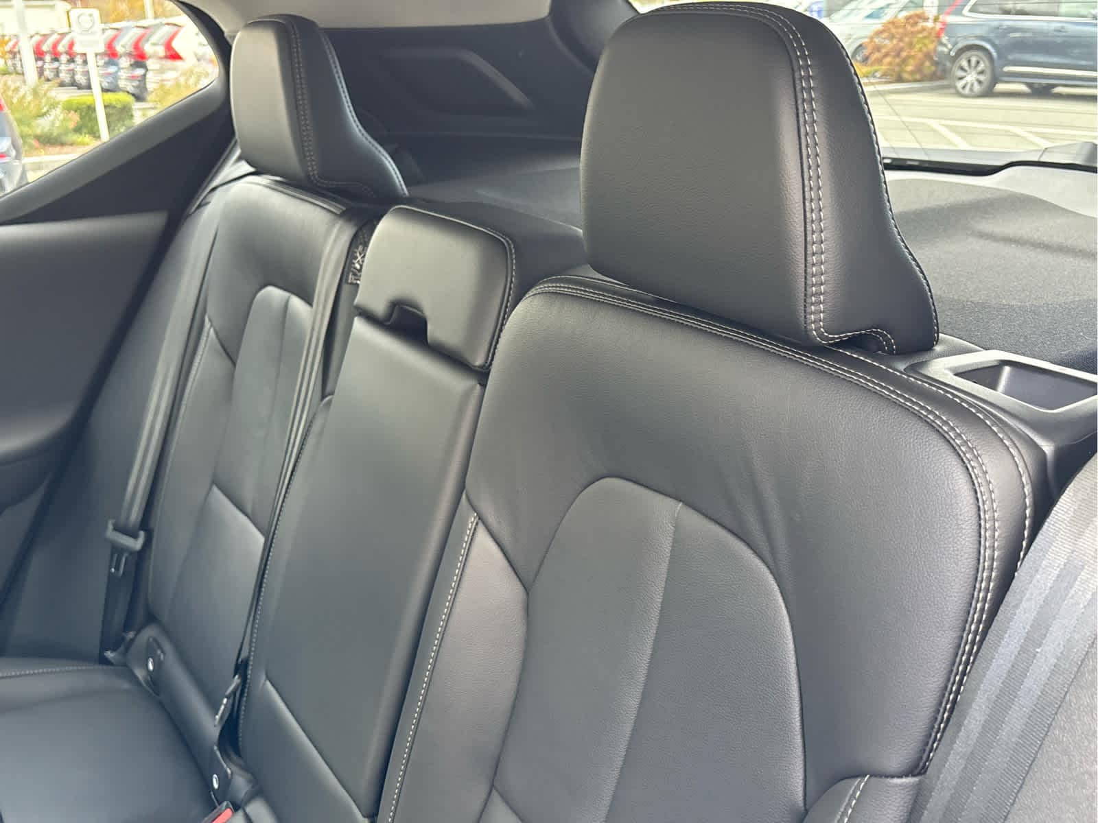 2026 Volvo XC40 Plus - Photo 14