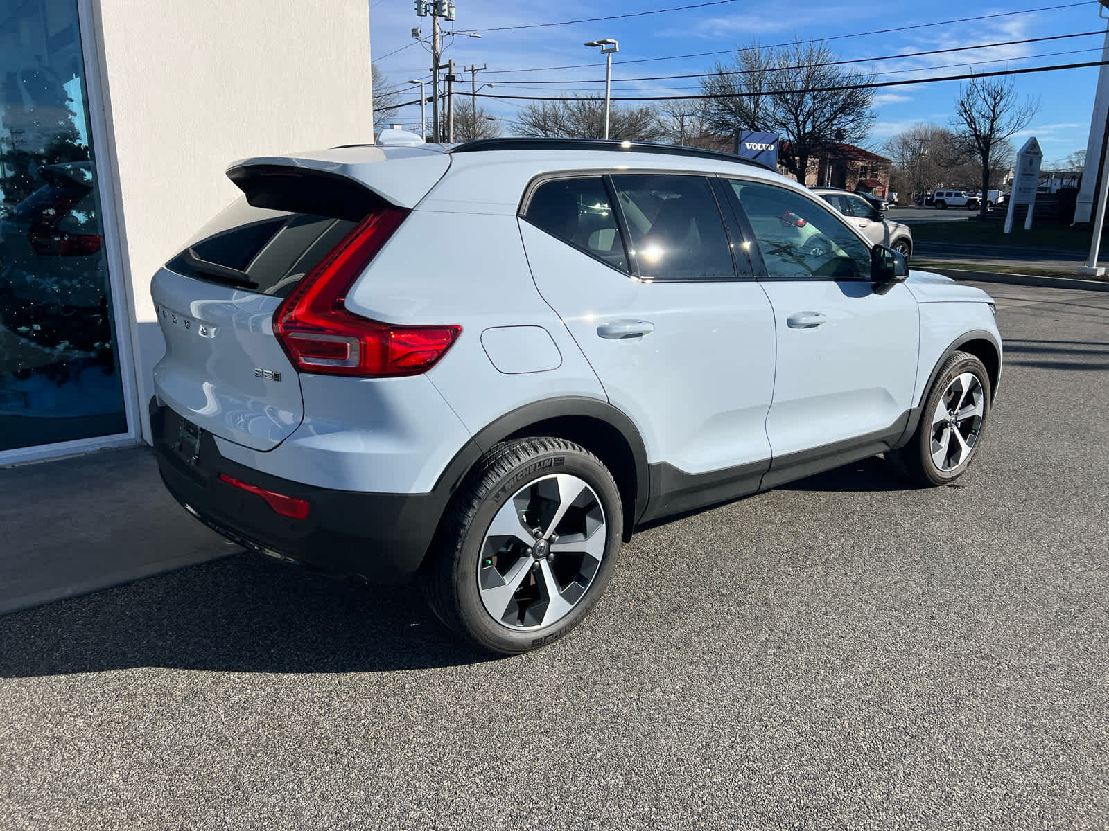 2026 Volvo XC40 Core - Photo 6