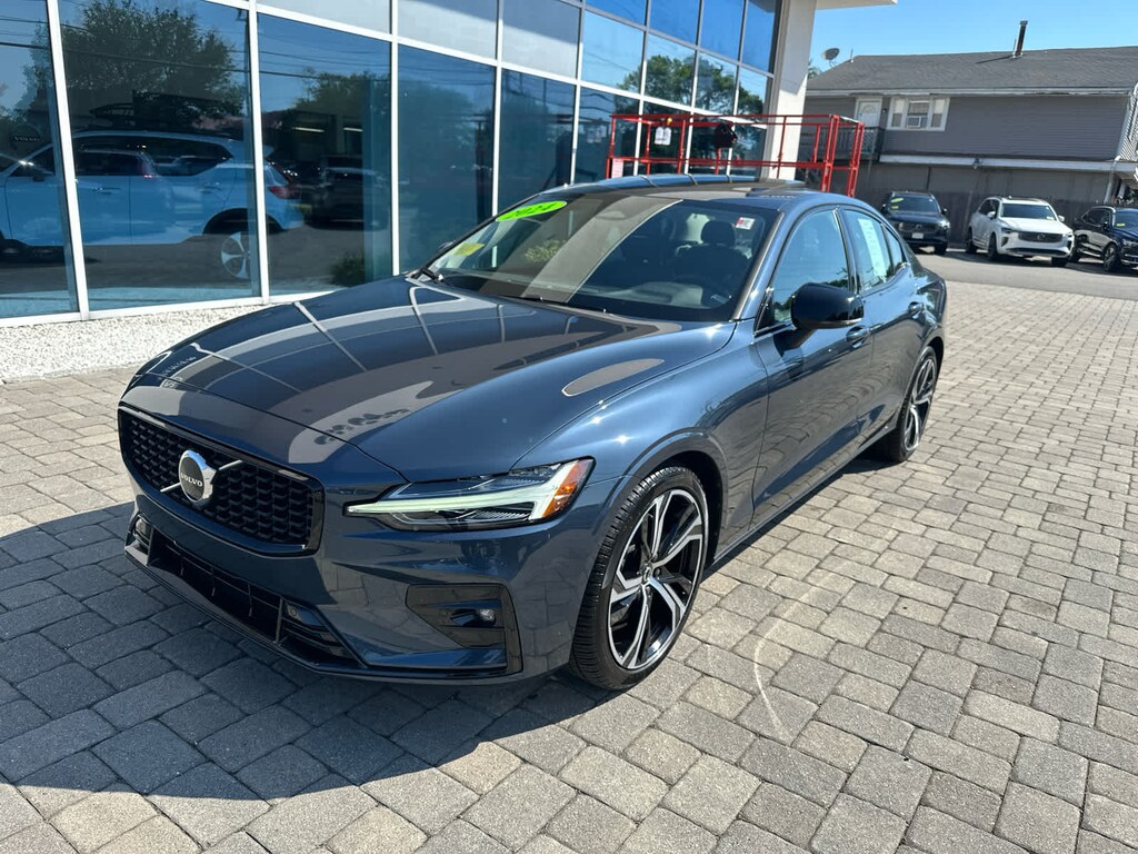 Used 2024 Volvo S60 B5 Core Dark Sedan