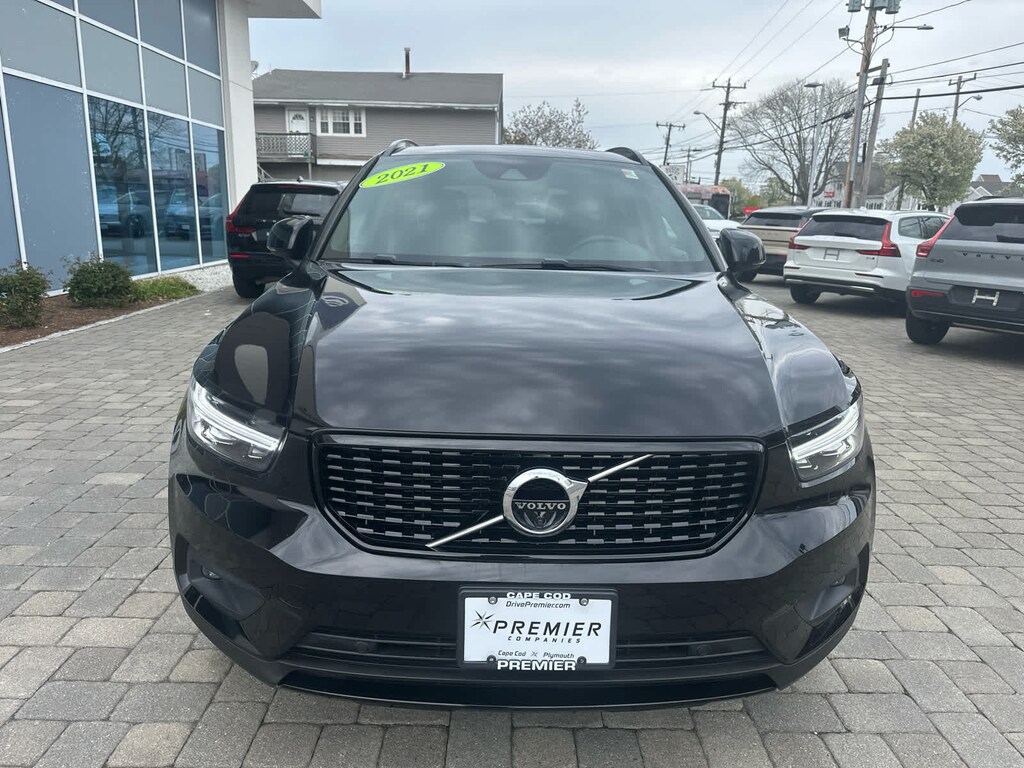 Used 2021 Volvo XC40 T5 R-Design SUV