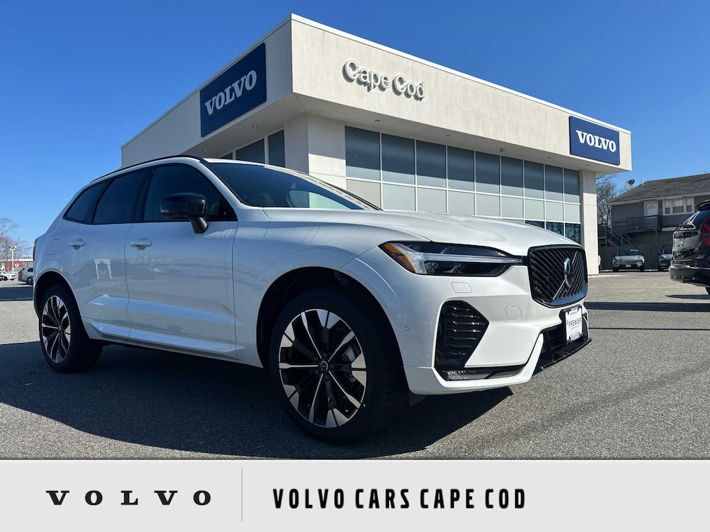 New 2026 Volvo XC60 B5 Plus SUV