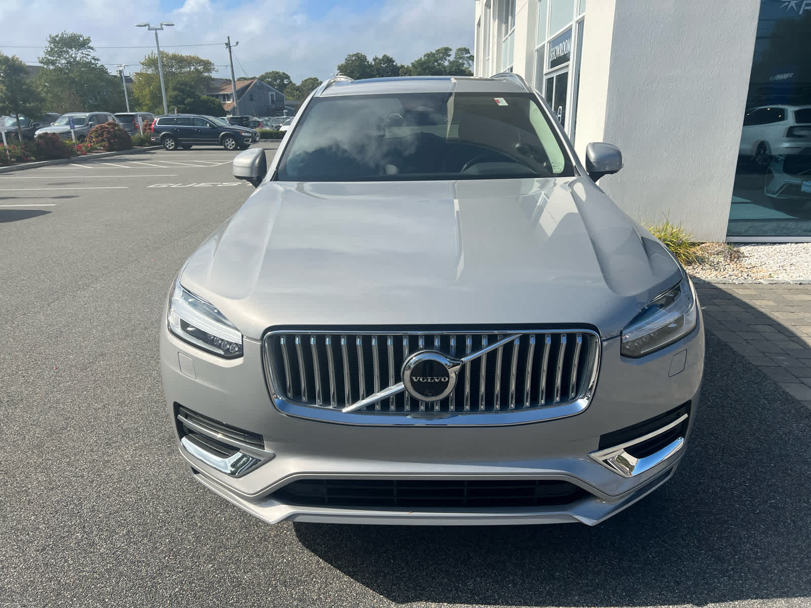 2025 Volvo XC90 Plus photo 3
