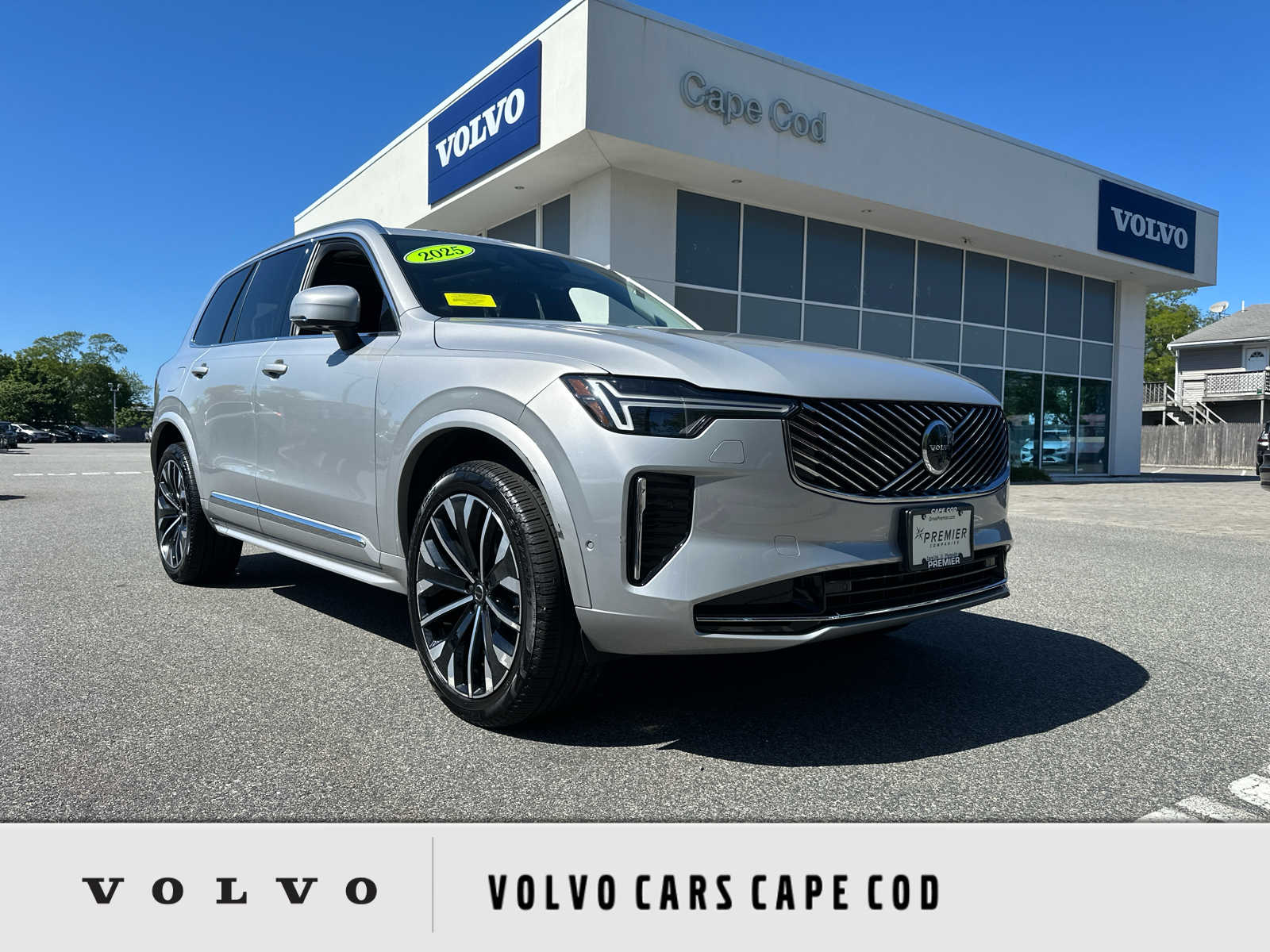 2025 Volvo XC90 B6 Plus Bright 7-Seater 4WD's photo