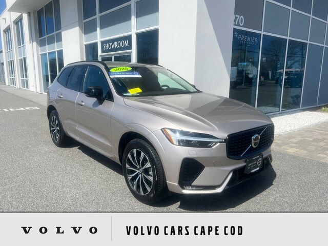 2025 Volvo XC60 B5 Core SUV YV4M12RJ0S1015422