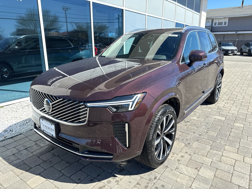 New 2026 Volvo XC90 B5 Core SUV